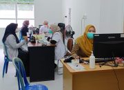 Menembus Batas Gedung, Puskesmas Teluk Lingga Intensifkan Layanan “Jemput Bola” Kesehatan Warga
