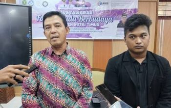 Ketika Birokrasi Berpadu Seni: Cara Padliyansyah Menjaga Ingatan Kultural Kutai Timur