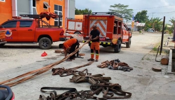 Tangani Karhutla, BPBD PPU Terima Bantuan Peralatan Pemadam dari Bank Indonesia