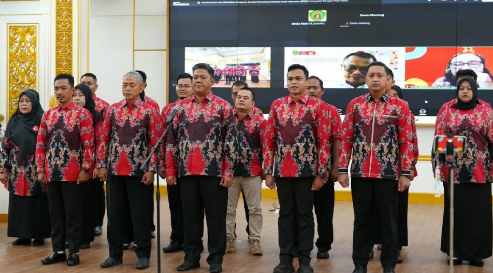 Pemkab PPU mengukuhkan APSAI periode 2026-2031 untuk memperkuat kolaborasi pemerintah dan dunia usaha dalam mewujudkan lingkungan bisnis ramah anak.
