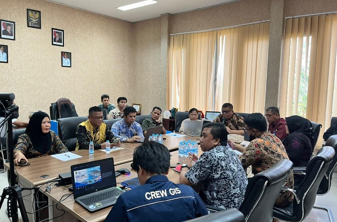 Rapat yang berlangsung di kawasan Kampung Nelayan Merah Putih (KNMP) Kelurahan Tanjung Tengah