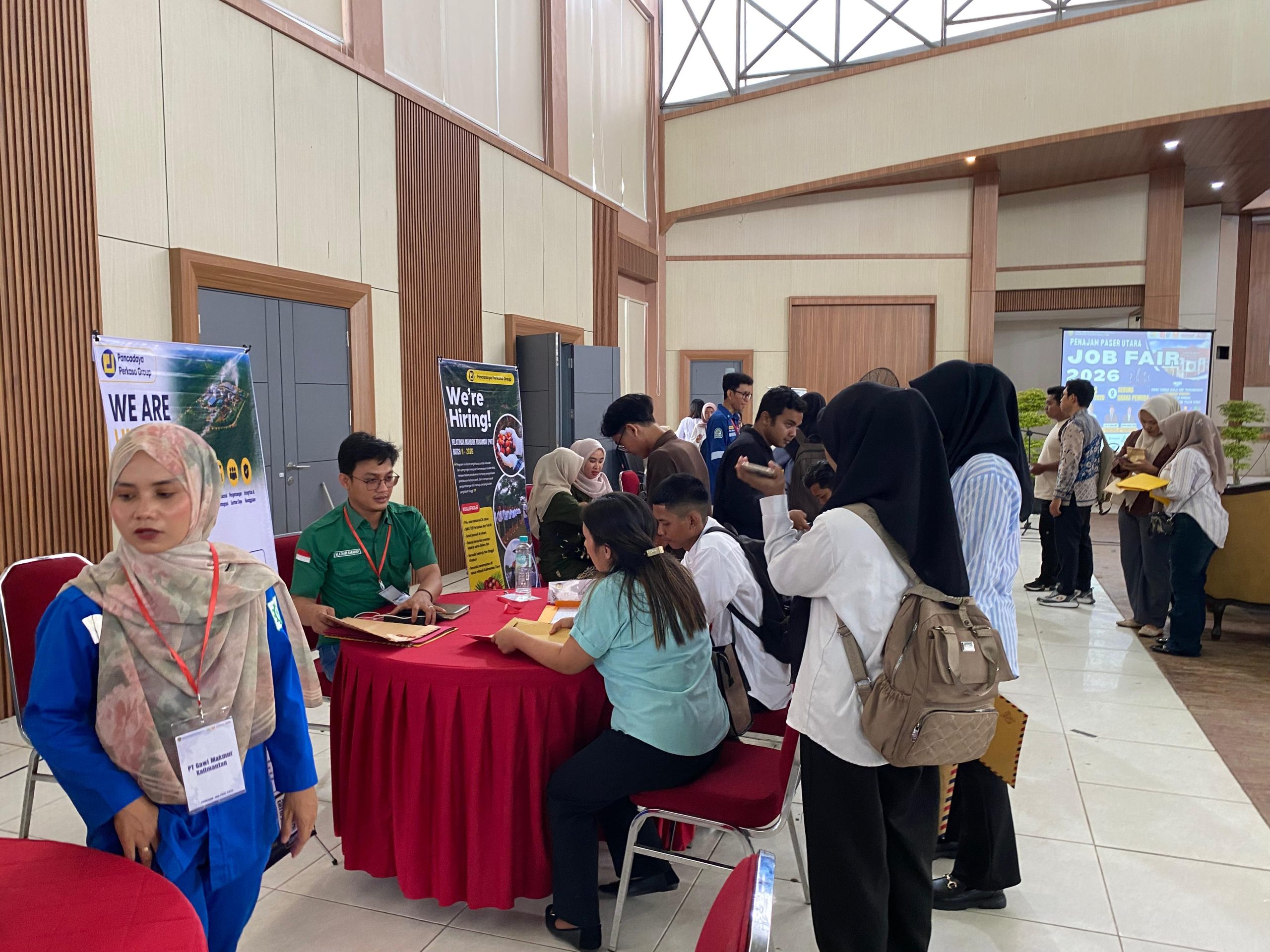 Disnakertrans Kabupaten PPU mengeluhkan lambatnya pelaporan hasil rekrutmen dari mayoritas perusahaan peserta Job Fair 2026